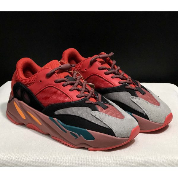 Adidas Originals Yeezy Boost 700 "Hi-Res Red" Sneaker HQ6979 - Image 3