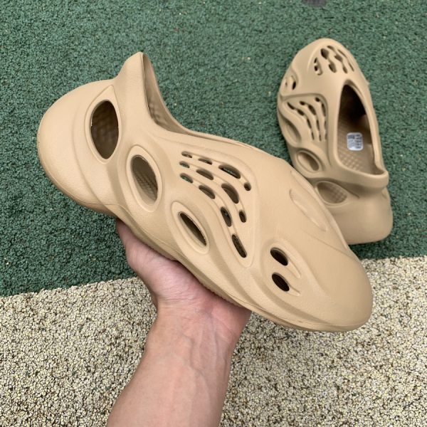 Adidas Originals Yeezy Foam Runner - Image 2