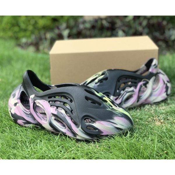 Adidas Originals Yeezy Foam Runner"MX Carbon" IG9562 - Image 7
