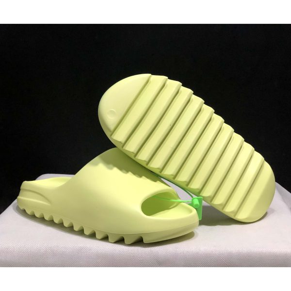 Adidas Originals Yeezy Slide "Glow Green" GX6138 - Image 2