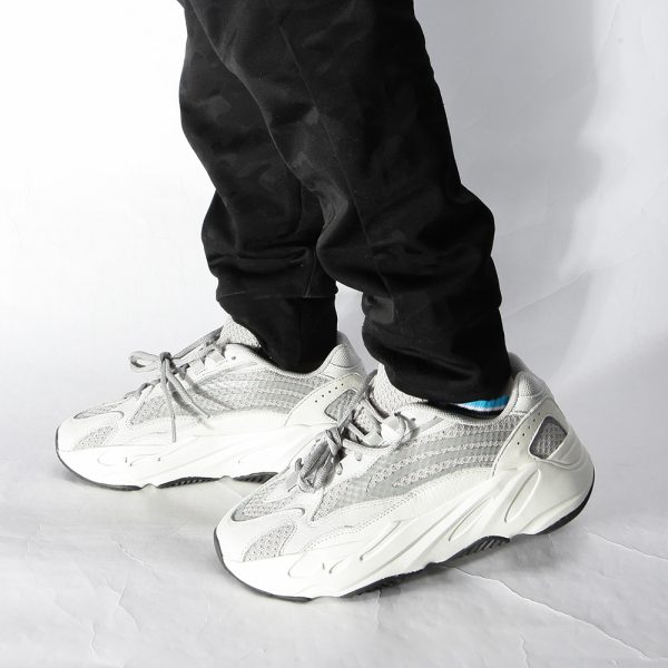Adidas Yeezy Boost 700 V2 "Static" Sneaker - Image 2