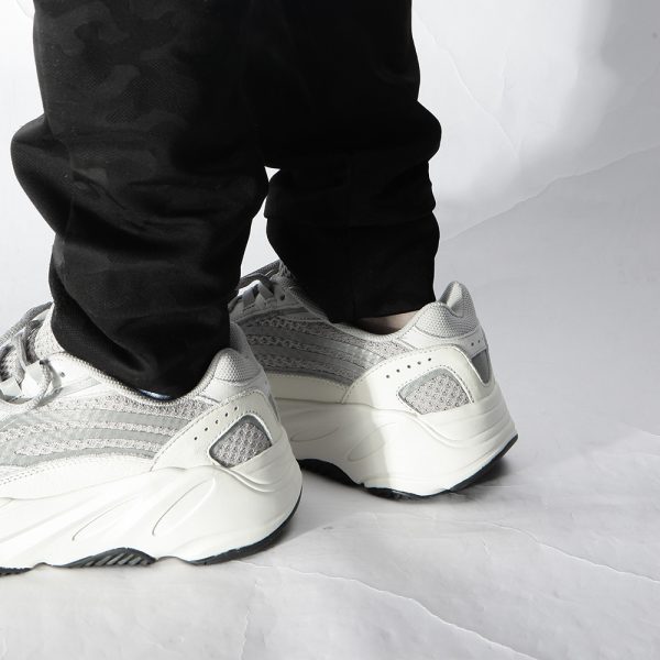 Adidas Yeezy Boost 700 V2 "Static" Sneaker - Image 4