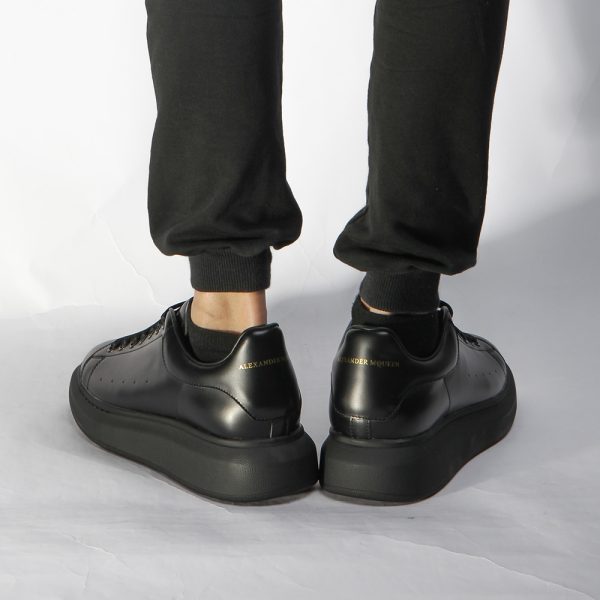 Alexander Mqueen Sneaker In Black - Image 5