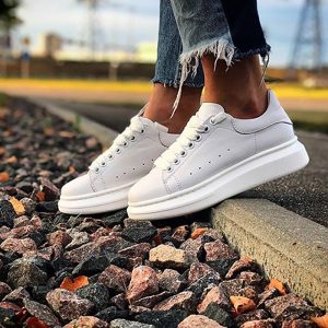 Alexander Mqueen Alexander McQueen Sneaker in White