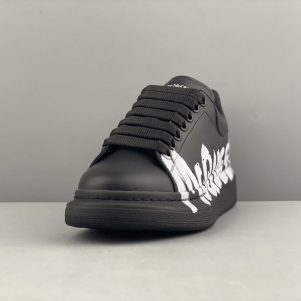 Alexander Mqueen Low-Top Sneakers - Image 8