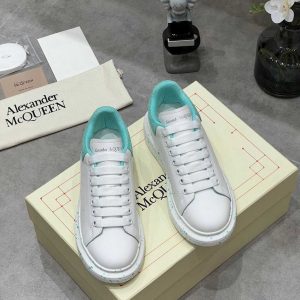 Alexander Mqueen Men's Oversized Sneaker In White/Aquamarina
