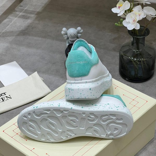 Alexander Mqueen Men's Oversized Sneaker In White/Aquamarina - Image 7