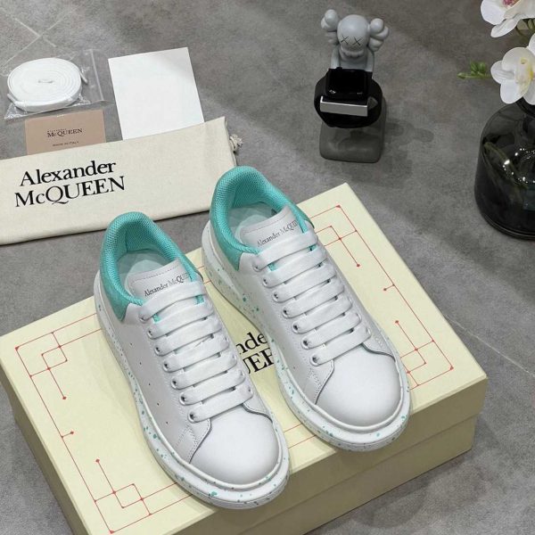 Alexander Mqueen Men's Oversized Sneaker In White/Aquamarina - Image 8