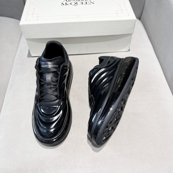Alexander Mqueen Oversized Sneaker In Black - Image 8
