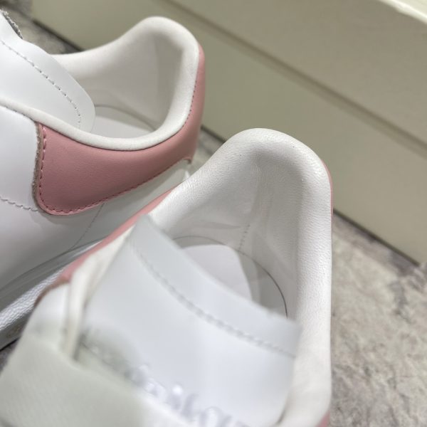 Alexander Mqueen Oversized Sneaker In Patchouli - Image 2