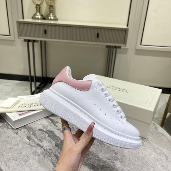 Alexander Mqueen Oversized Sneaker In Patchouli - Image 4