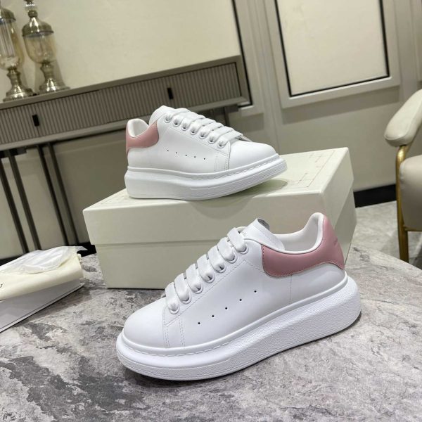 Alexander Mqueen Oversized Sneaker In Patchouli - Image 5