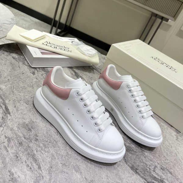 Alexander Mqueen Oversized Sneaker In Patchouli - Image 8