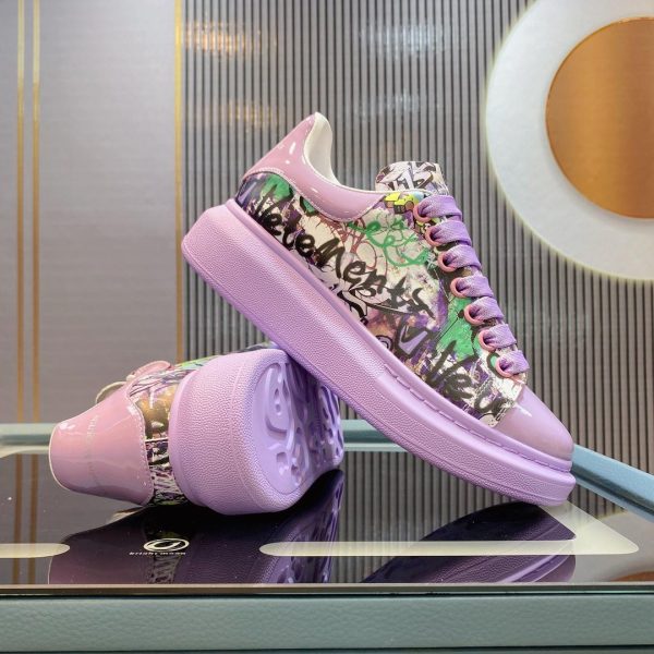 Alexander Mqueen Oversized Sneaker - Image 2