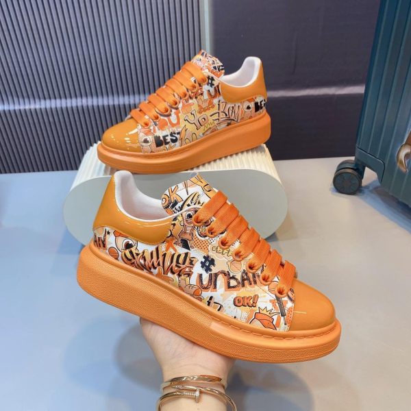 Alexander Mqueen Oversized Sneaker - Image 4