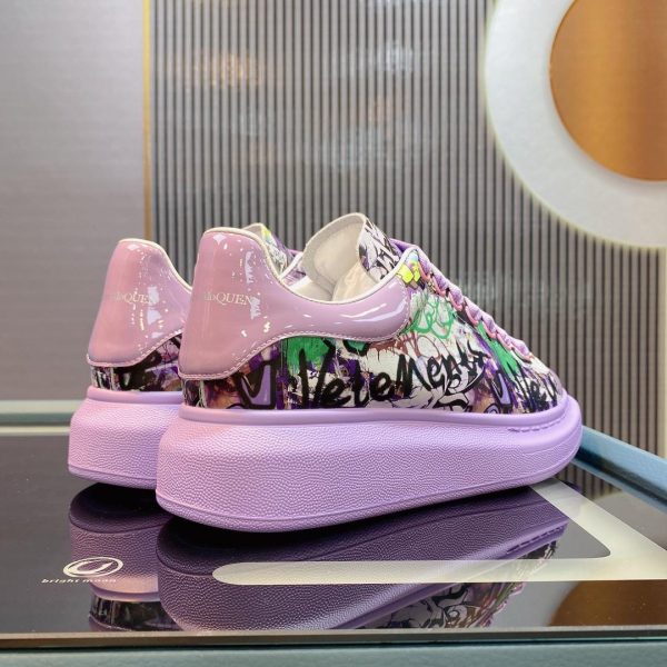 Alexander Mqueen Oversized Sneaker - Image 3