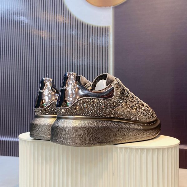 Alexander Mqueen Oversized Sneaker - Image 3