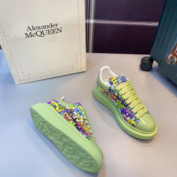 Alexander Mqueen Oversized Sneaker - Image 4
