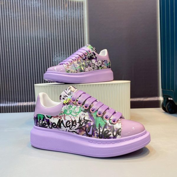 Alexander Mqueen Oversized Sneaker - Image 4