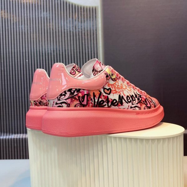 Alexander Mqueen Oversized Sneaker - Image 5