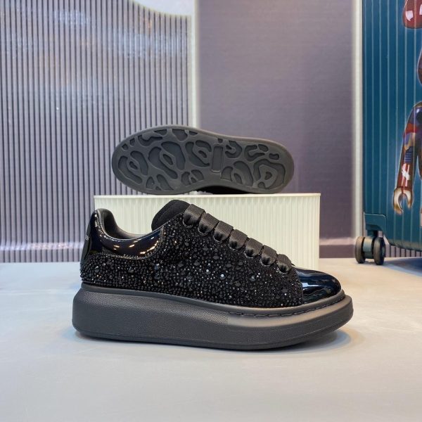 Alexander Mqueen Oversized Sneaker - Image 6