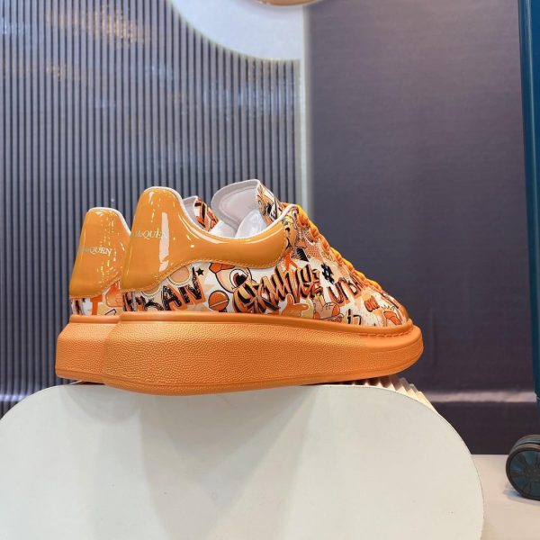 Alexander Mqueen Oversized Sneaker - Image 7