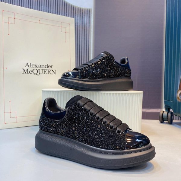 Alexander Mqueen Oversized Sneaker - Image 7