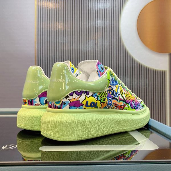 Alexander Mqueen Oversized Sneaker - Image 8