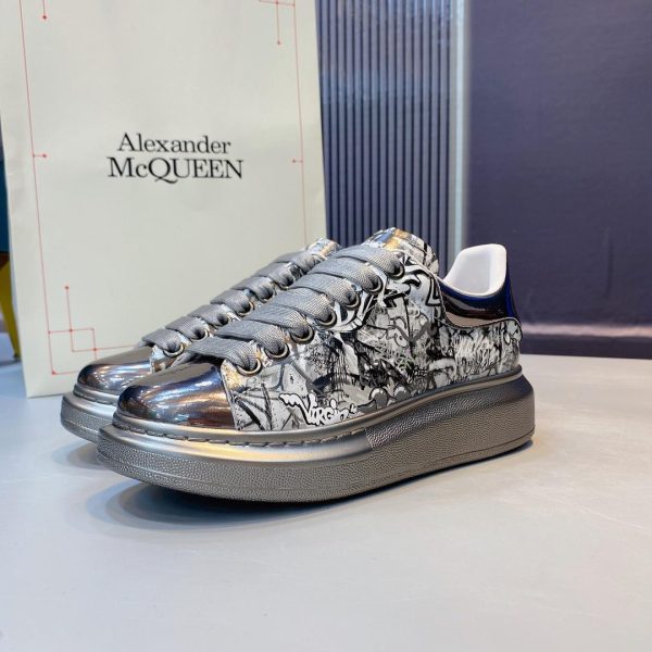 Alexander Mqueen Oversized Sneaker - Image 8