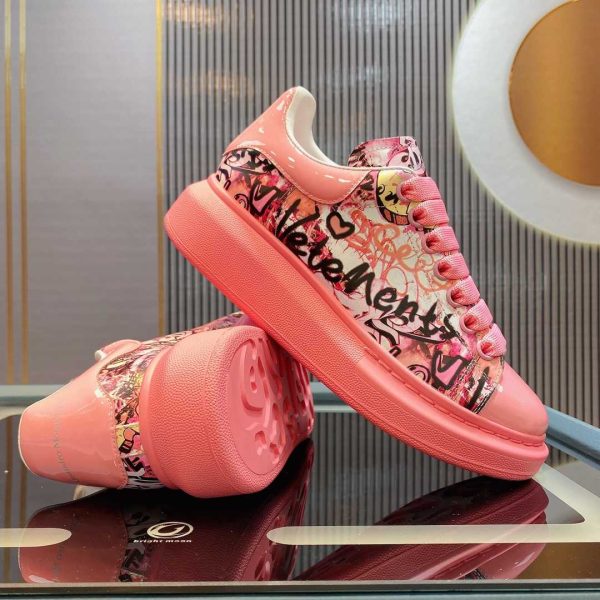 Alexander Mqueen Oversized Sneaker - Image 8