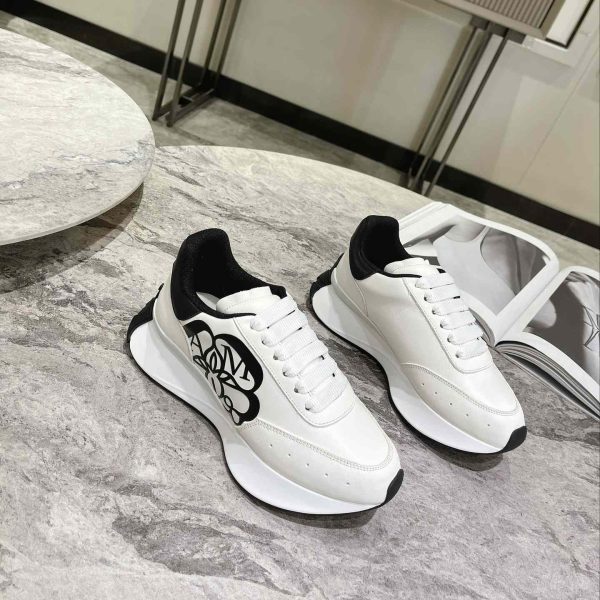 Alexander Mqueen Sprint Runner Lace-Up Sneaker - Image 7