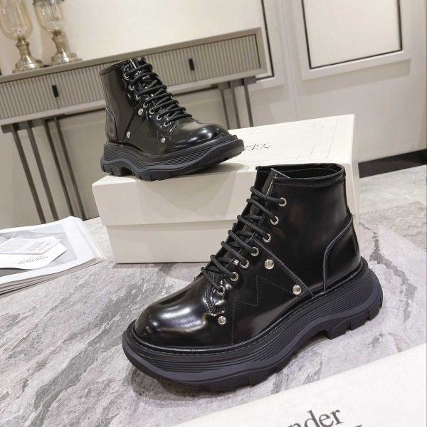 Alexander Mqueen Tread Slick Boot In Black - Image 5