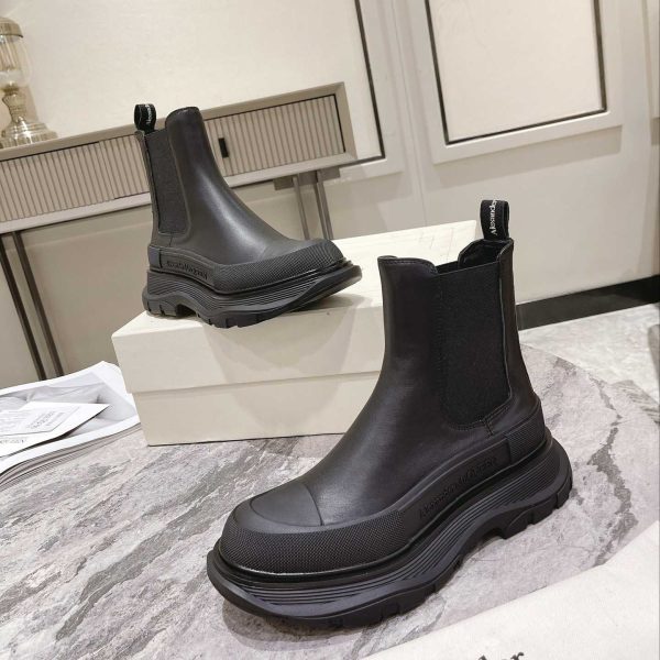 Alexander Mqueen Tread Slick Boot In Black/Silver - Image 4