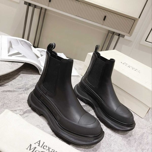 Alexander Mqueen Tread Slick Boot In Black/Silver - Image 5