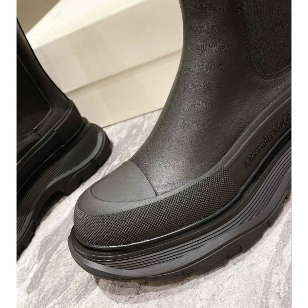 Alexander Mqueen Tread Slick Boot In Black/Silver - Image 6