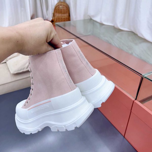 Alexander Mqueen Tread Slick Boot In Magnolia - Image 4