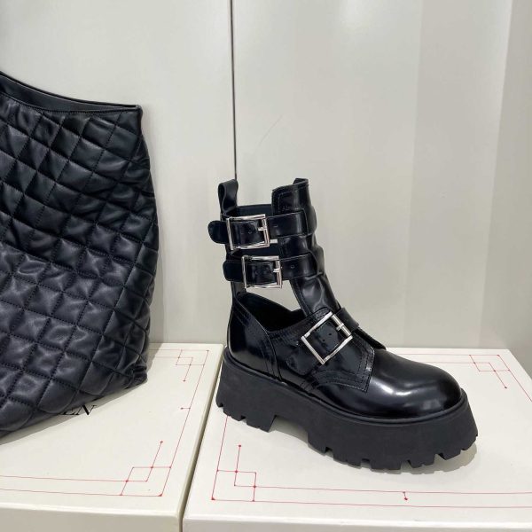Alexander Mqueen Women's Rave Buckle Boot In Black/Silver - Image 2