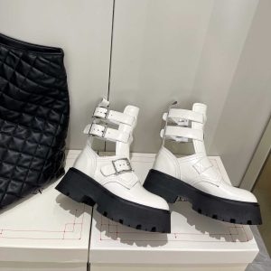 Alexander Mqueen Women's Rave Buckle Boot In White/Silver