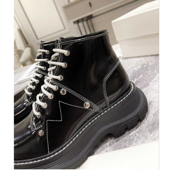 Alexander Mqueen Women's Tread Slick Boot In Black/Silver - Image 2