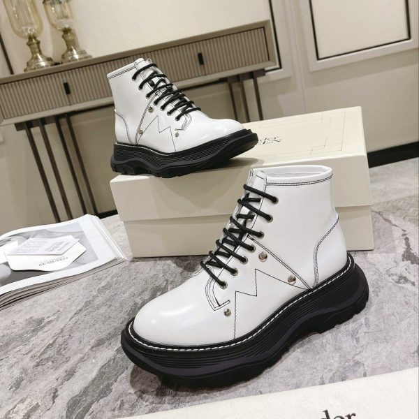 Alexander Mqueen Women's Tread Slick Boot In White - Image 3
