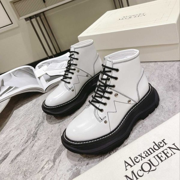 Alexander Mqueen Women's Tread Slick Boot In White - Image 5