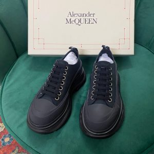 Alexander Mqueen Women's Tread Slick Lace Up In Black