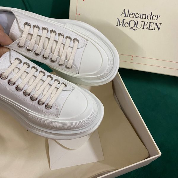 Alexander Mqueen Women's Tread Slick Lace Up In White - Image 5