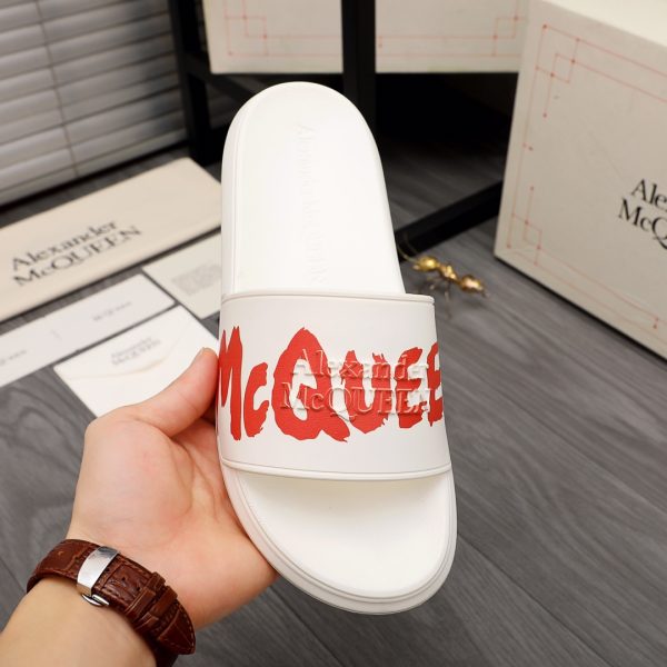 Alexander Mqueen Logo Slipper - Image 2