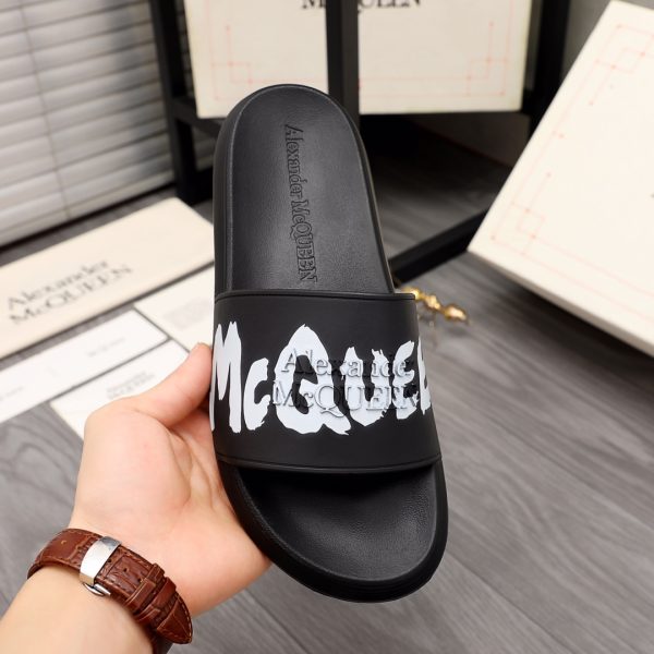 Alexander Mqueen Logo Slipper - Image 4