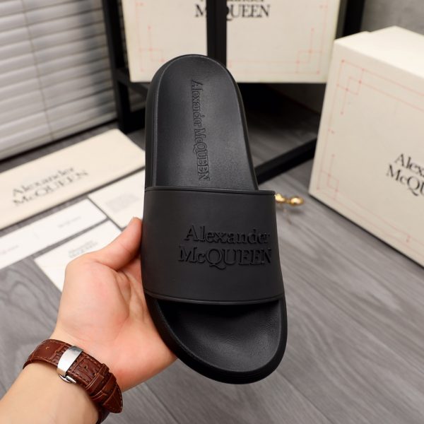 Alexander Mqueen Logo Slipper - Image 3