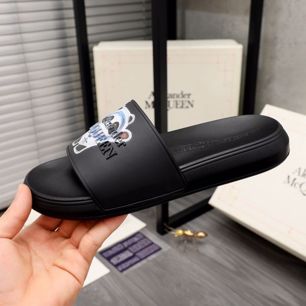 Alexander Mqueen Logo Slipper - Image 4