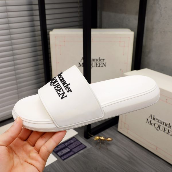 Alexander Mqueen Logo Slipper - Image 5