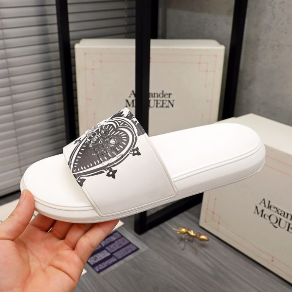 Alexander Mqueen Logo Slipper - Image 6