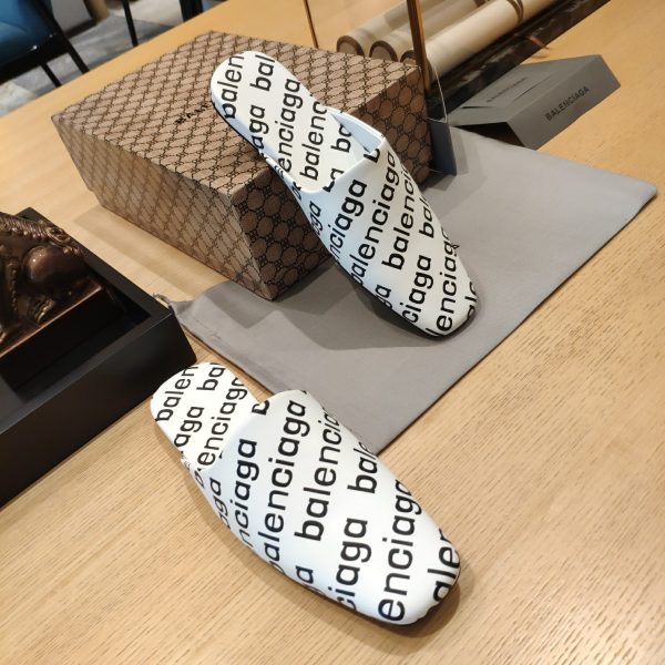 Balenciaga Logo Leather Backless Loafers - Image 3